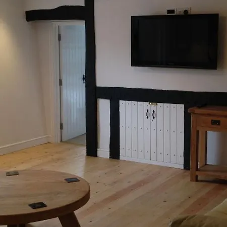 Valley View Dalton Hotel 4*